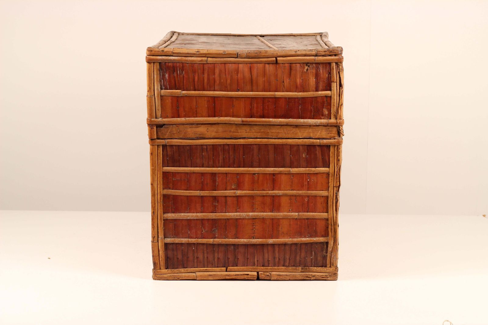 photo vinterior Dowry Box, Lombok Indonesia, Cowrie, Painted Palm & Bamboo 1950’s