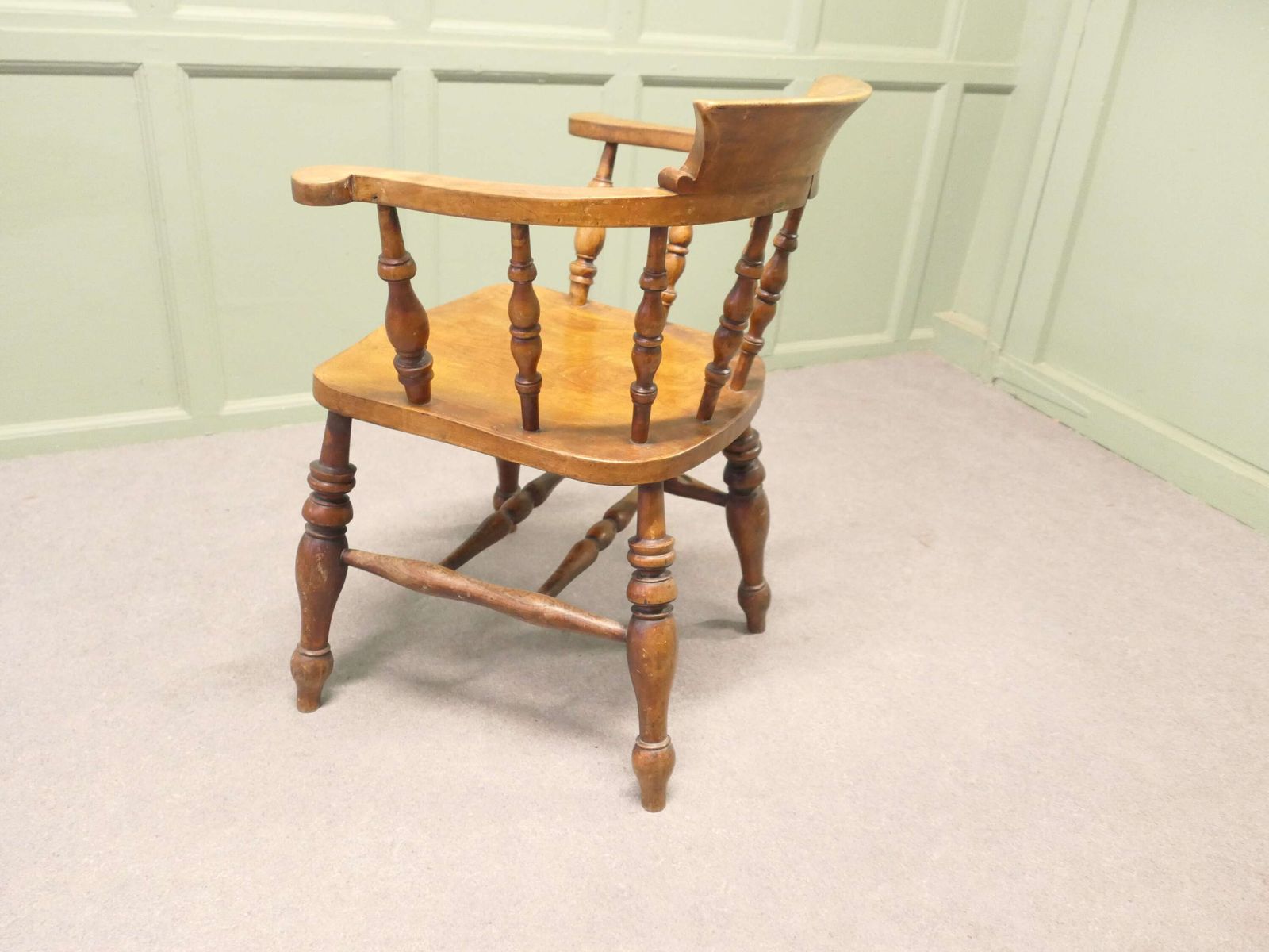 19th Century Beech And Elm Smokers Bow Office Or Desk Chair photo 630.0