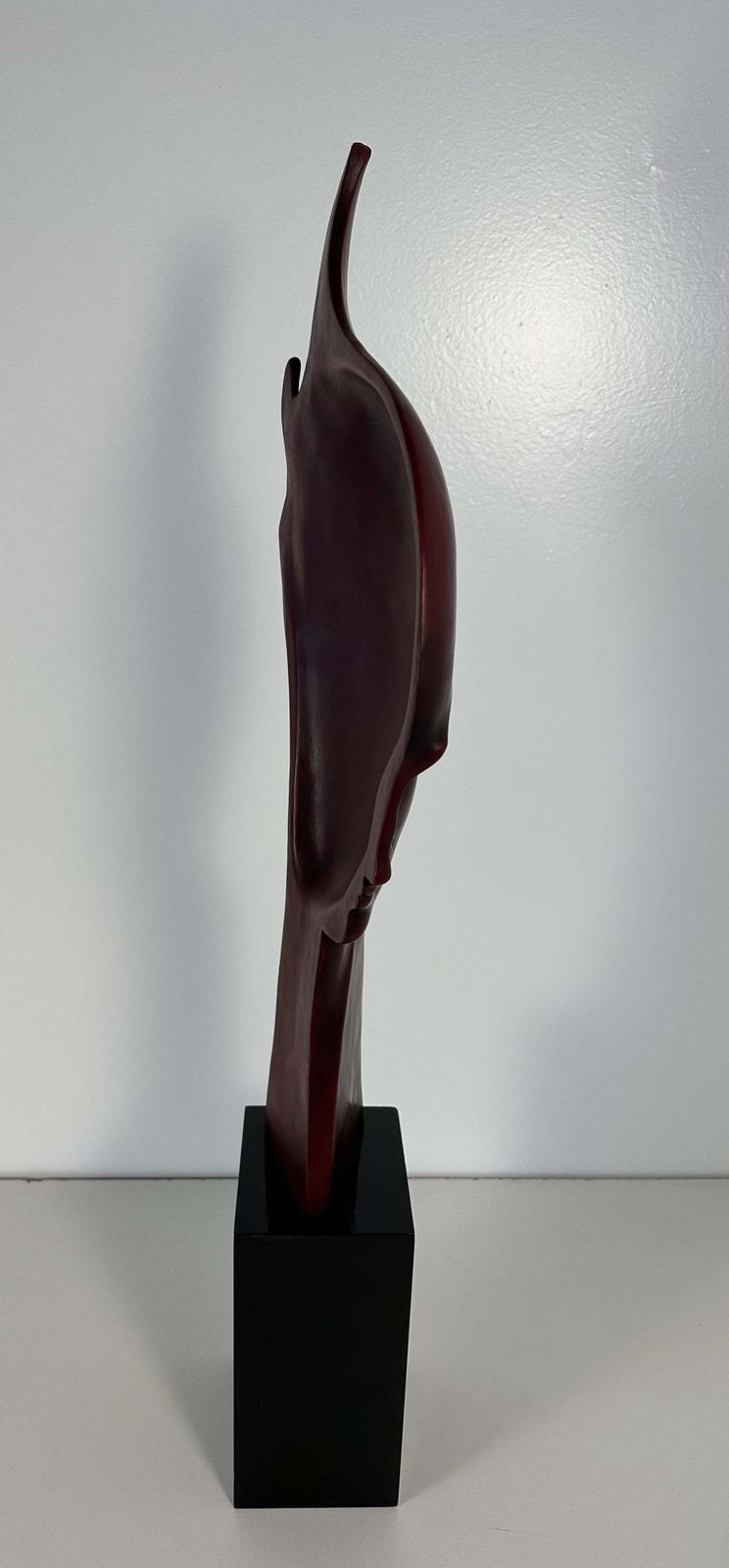 photo furniture G. Cacciapuoti Art Deco Red Porcelain Stoneware And Wood Woman Profile, 1930s