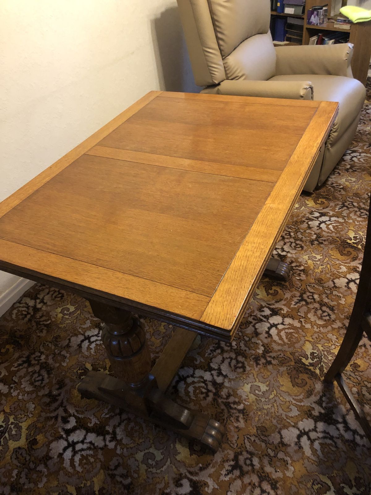 Dinning Table And Chairs photo 100.0