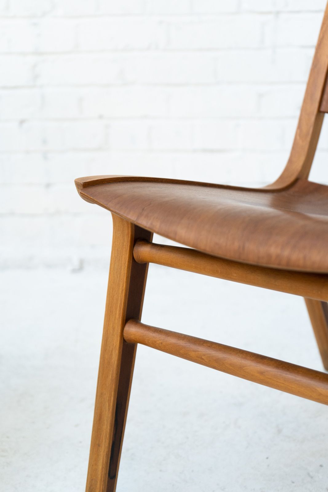 photo furniture Ax Chair By Peter Hvidt & Orla Molgaard Nielsen