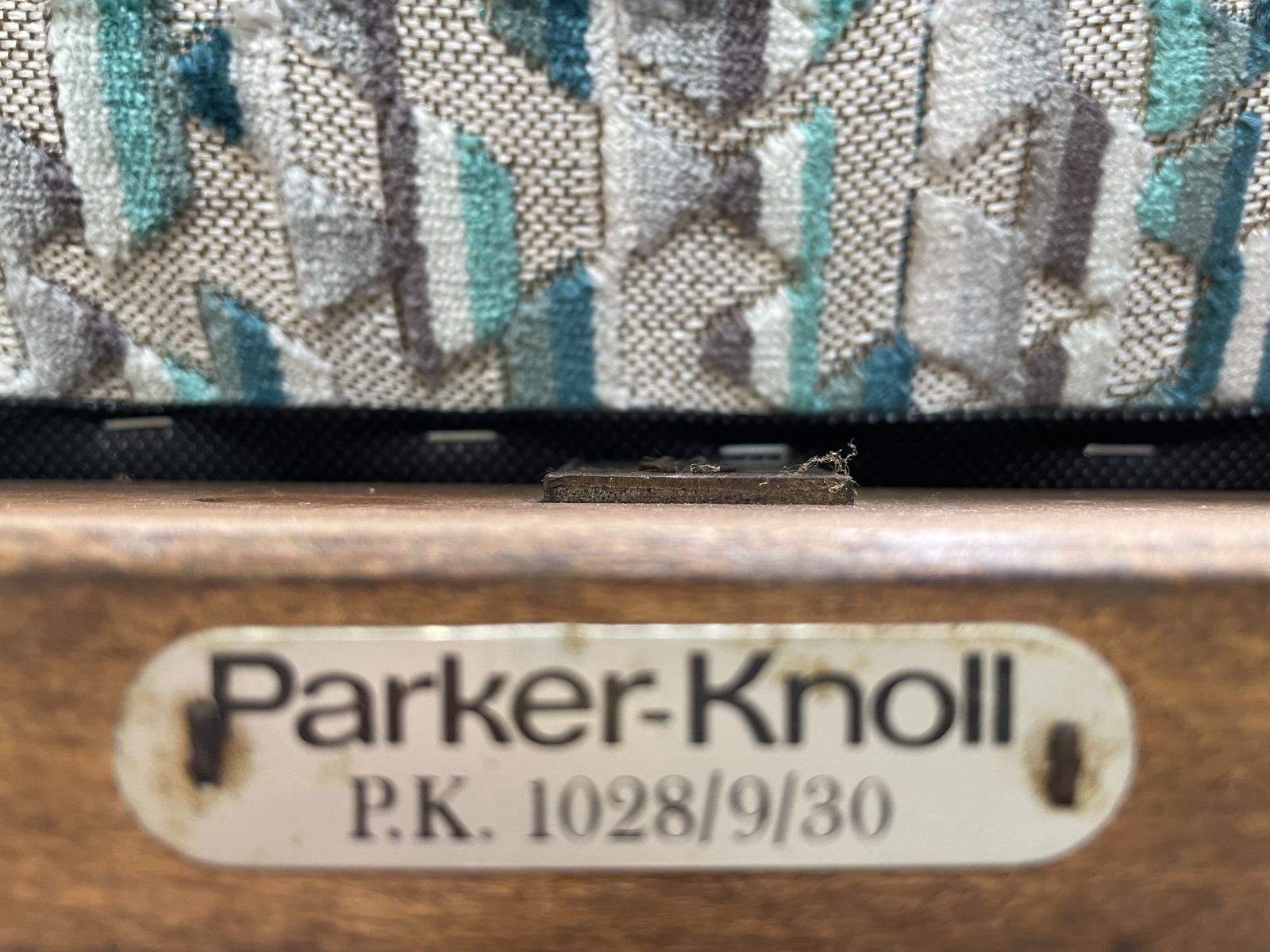 Original Parker Knoll Statesman Suite ( 3 Seater Sofa And 2 Single Swivel Chairs) Newly Refurbished photo buy