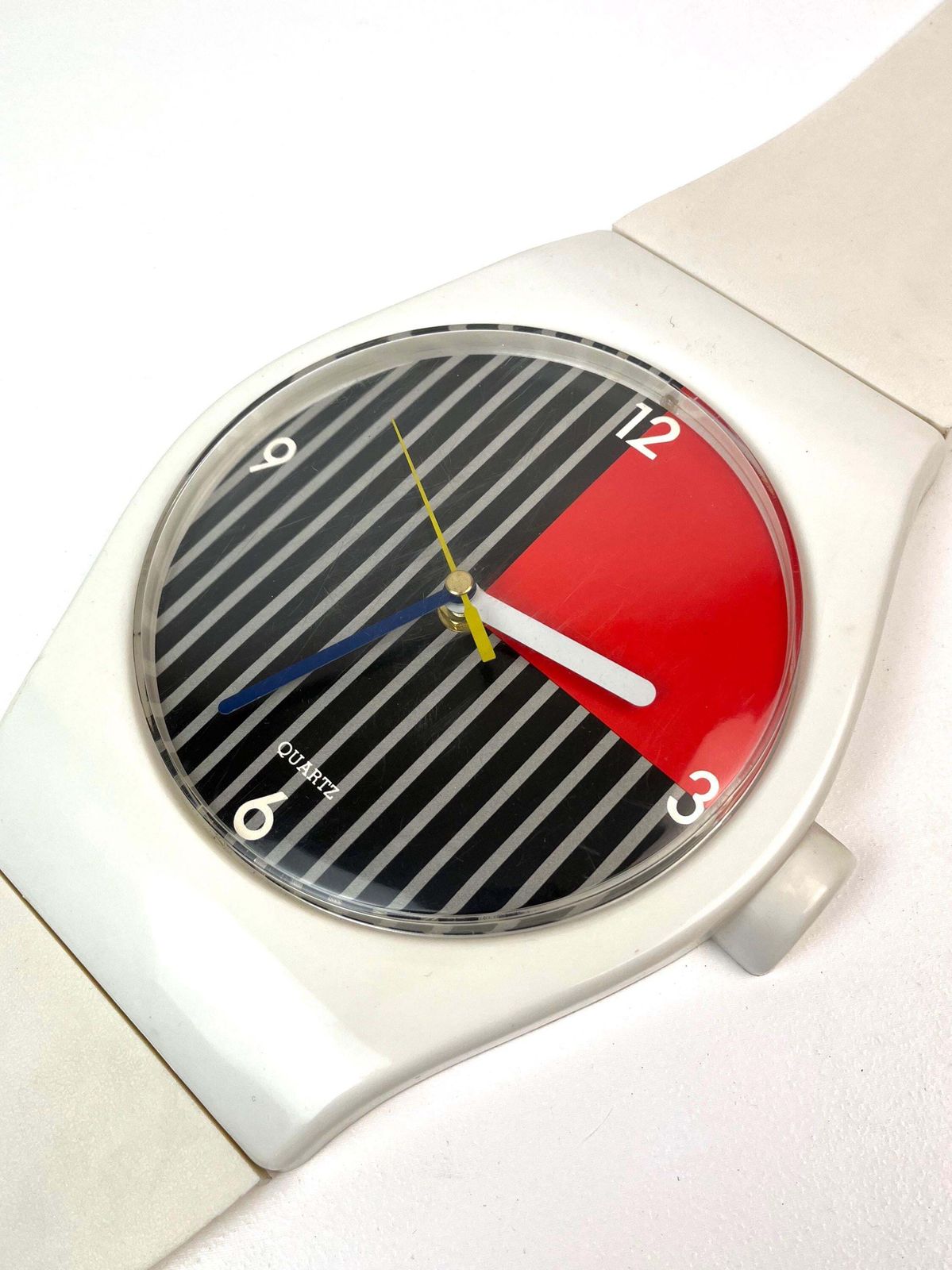Rare Postmodern 80s White Colorful Dial Xl Memphis Age Wall Clock In Wrist Watch Shape