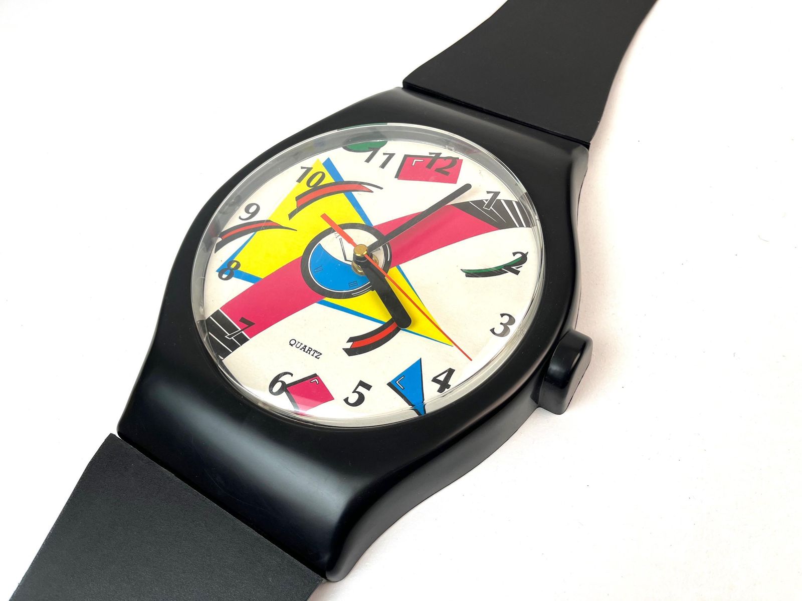 Rare Postmodern 80s Pop Art Colorful Dial Xl Memphis Age Wall Clock In Wrist Watch Shape