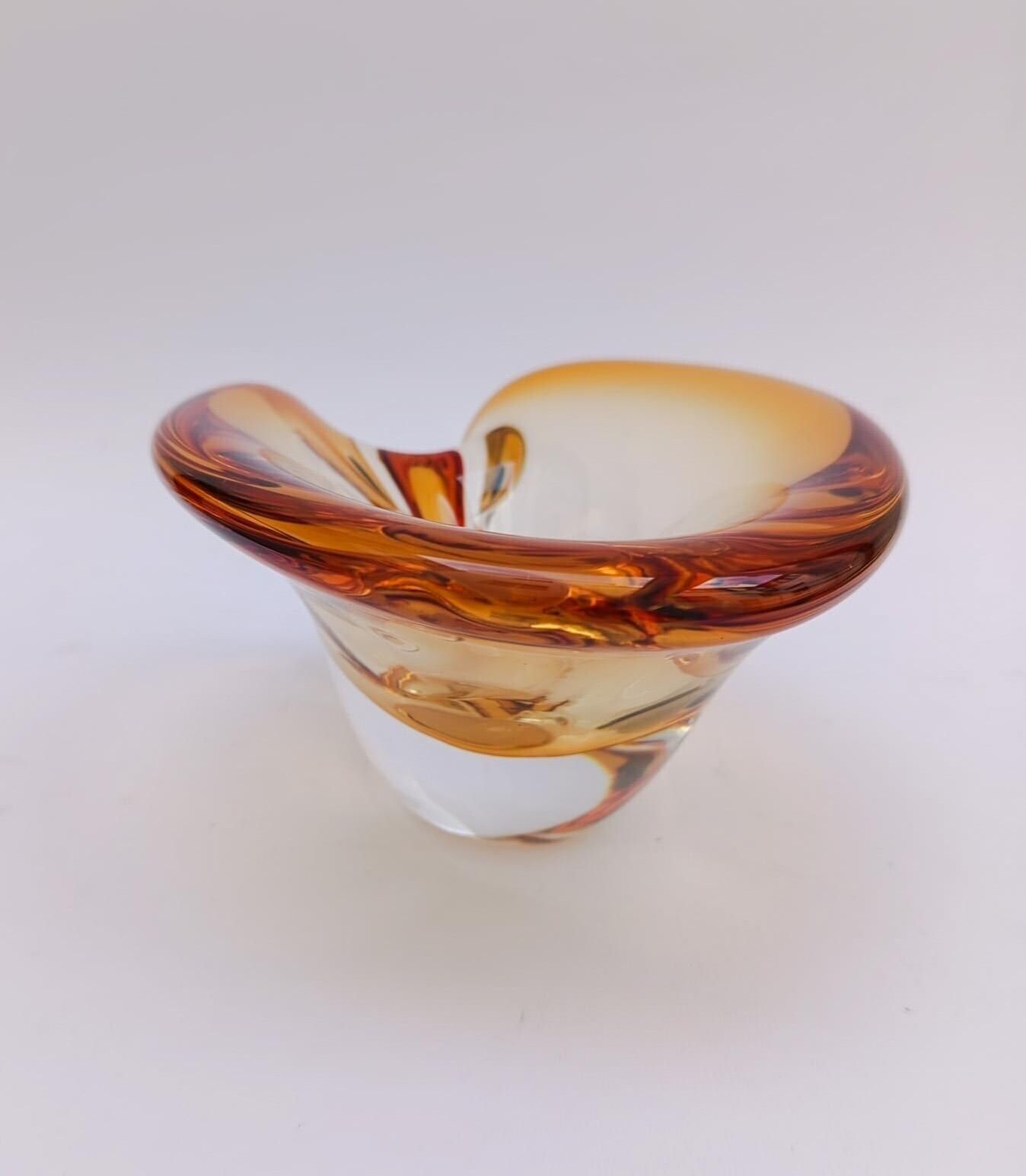 Stunning Murano Glass Cup In The Shape Of An Amber Shell, Seguso Venini Poli Era photo 185.0