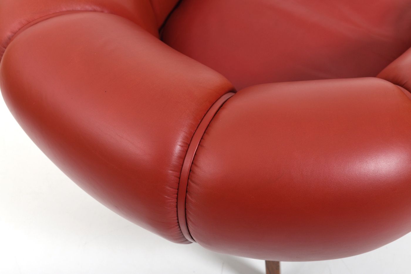 12290.0 Original And Rare Danish „Croissant“ Easychair By Illum Wikkelsø 1950s photo