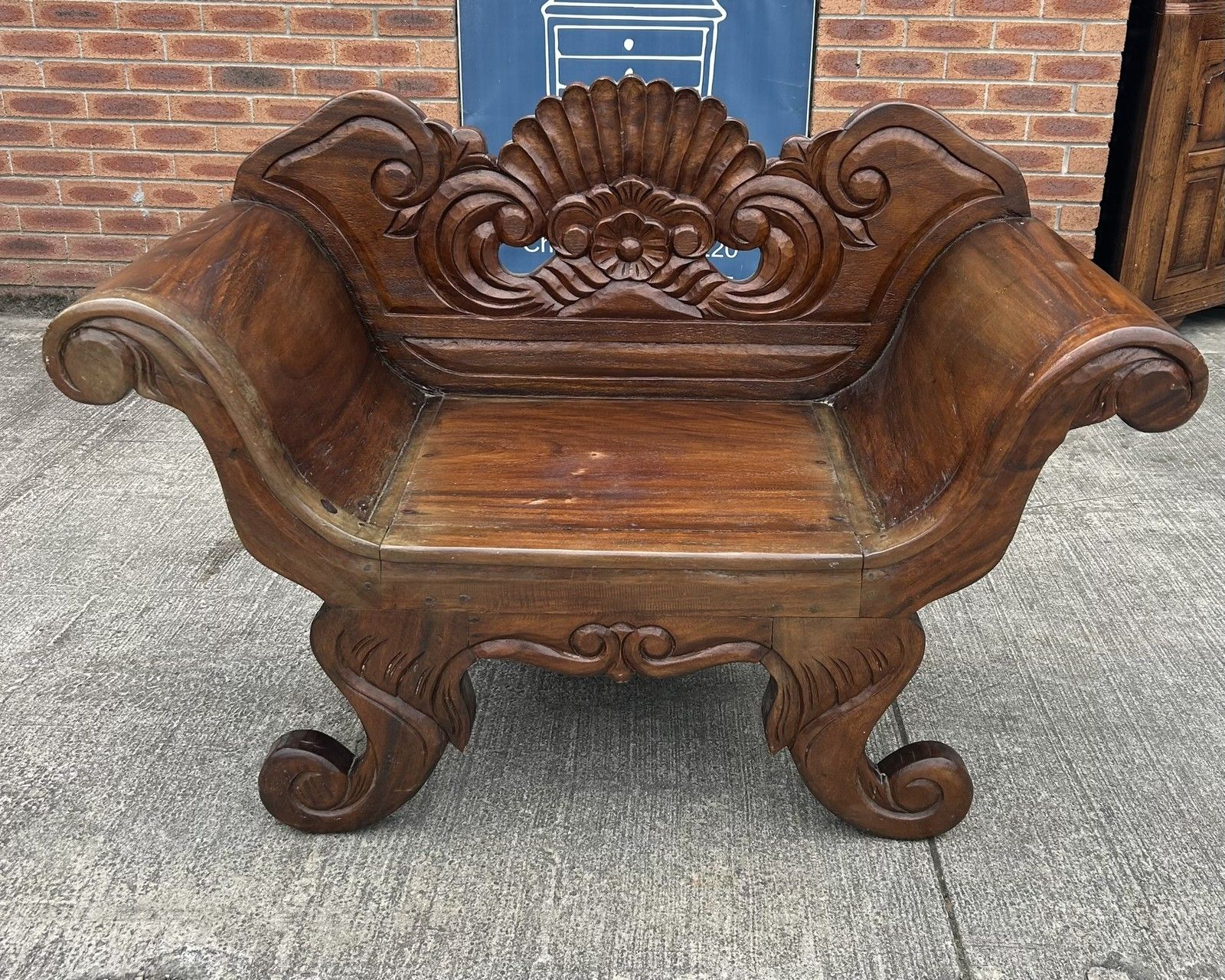Vintage Solid Hardwood Balinese Carved Splay Arm Settle Hall Bench Seat photo for sale