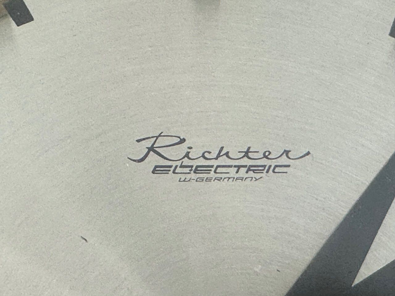Mid Century Modern Sunburst Wall Clock In Brass Chrometron From Richter Electric, 1960s photo Home Decor