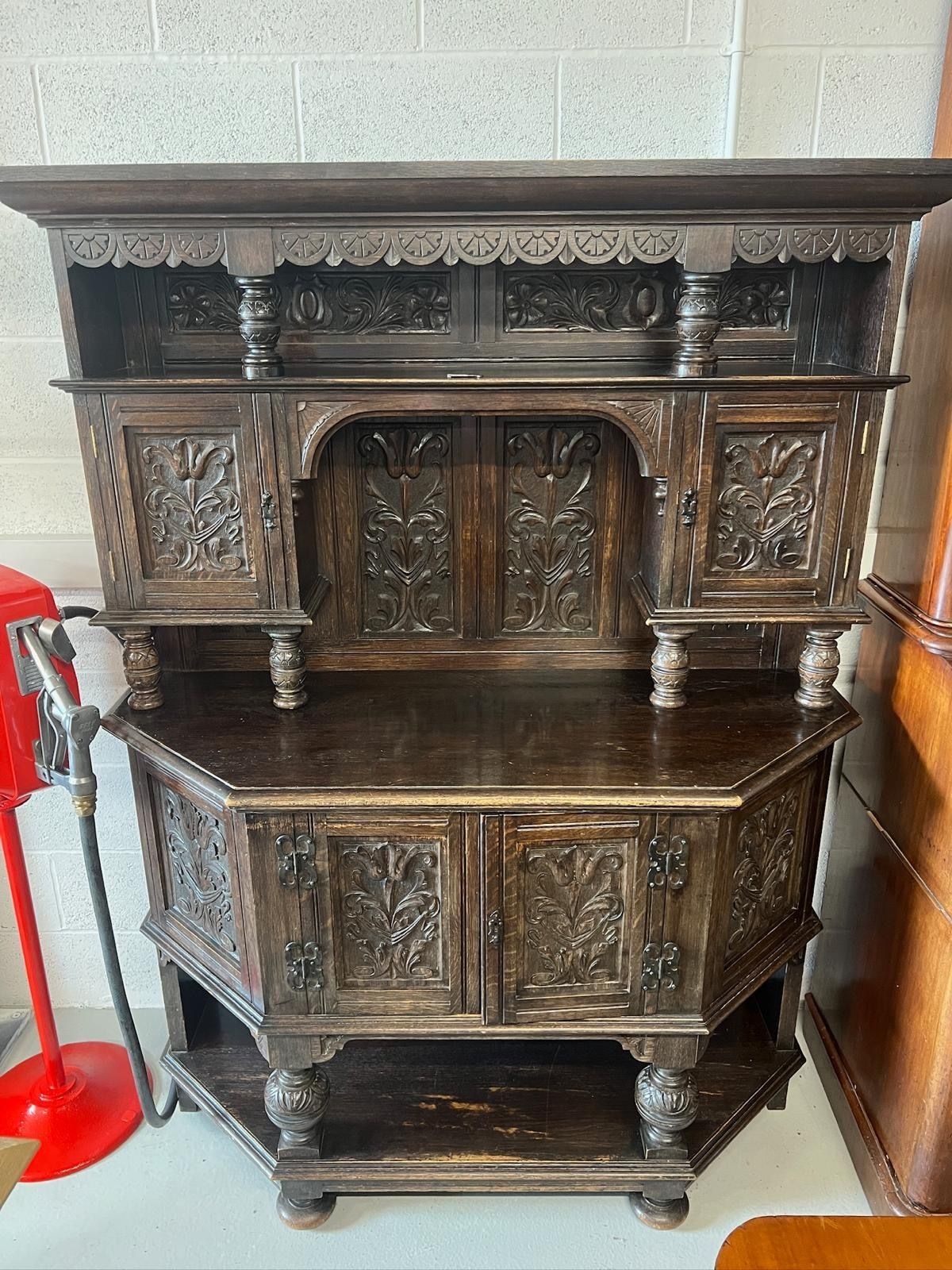 Antique Carved Oak Dresser photo vinterior