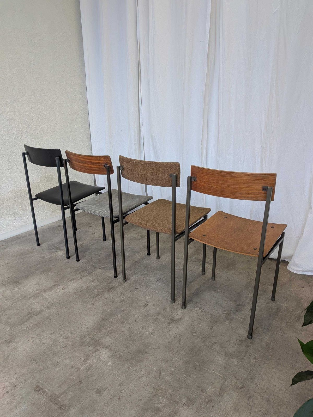 photo vinterior Set Of 4   Mix & Match Vintage Industrial Dining Chairs   1970s Stol Kamnik