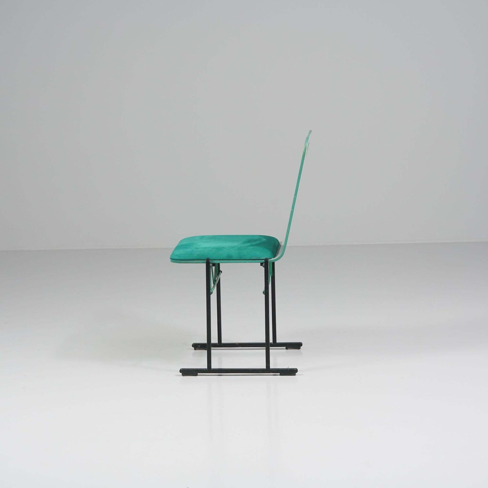 Model A500 Chair, Yrjö Kukkapuro, Avarte, 1980s photo for sale