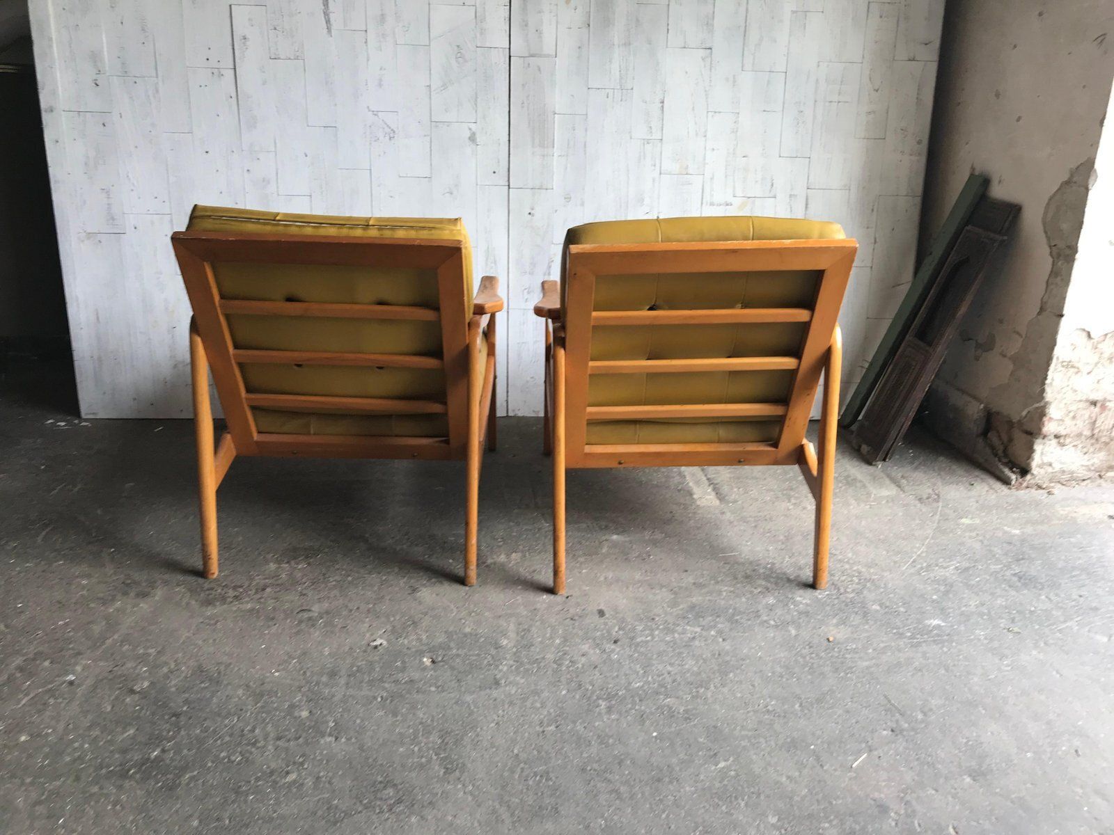 photo furniture Set Of Mid Century Wooden Lounge Chairs, 1960s