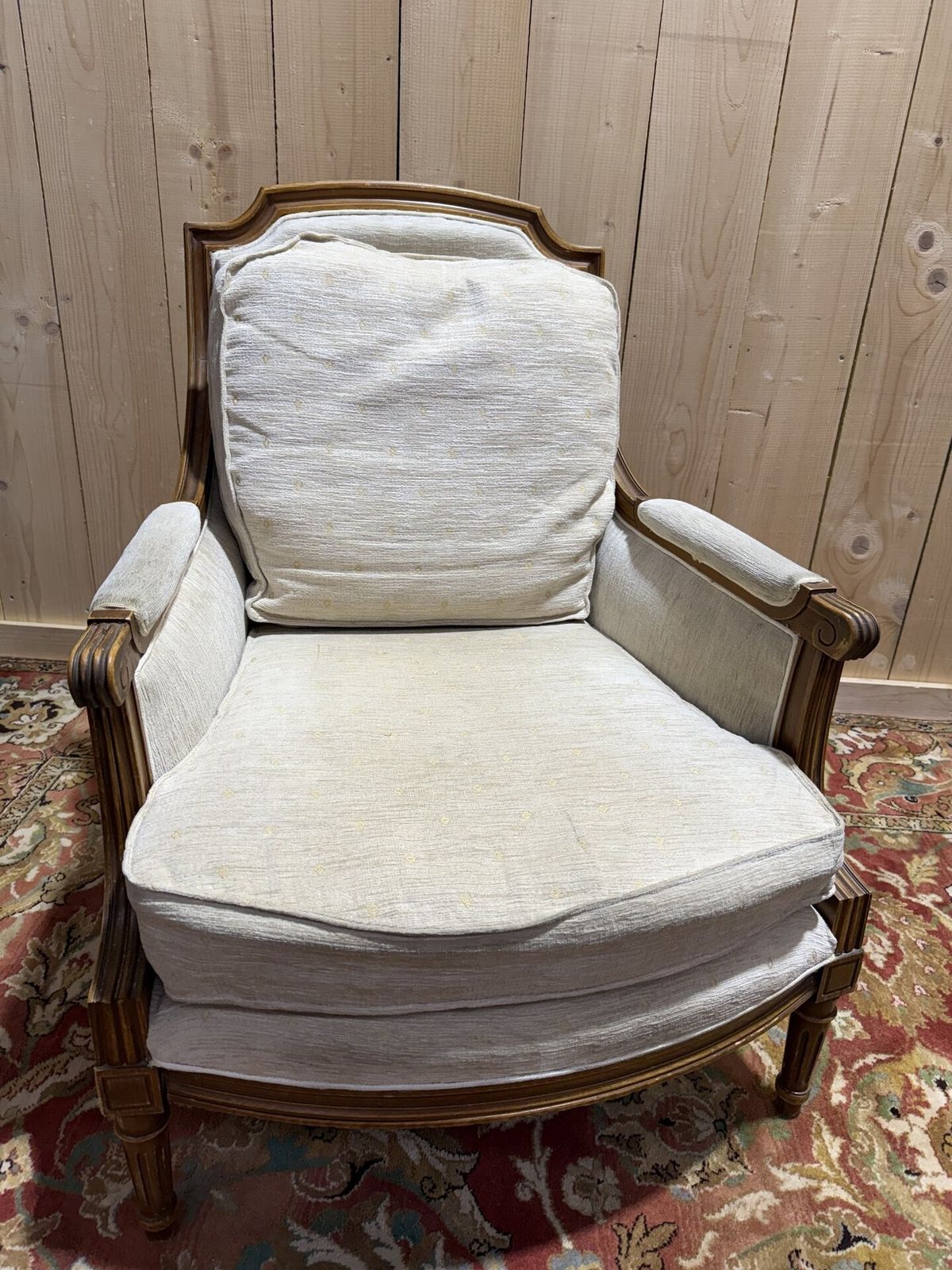 Paire De Fauteuil / Bergères De Style Louis XVI Beige photo for sale