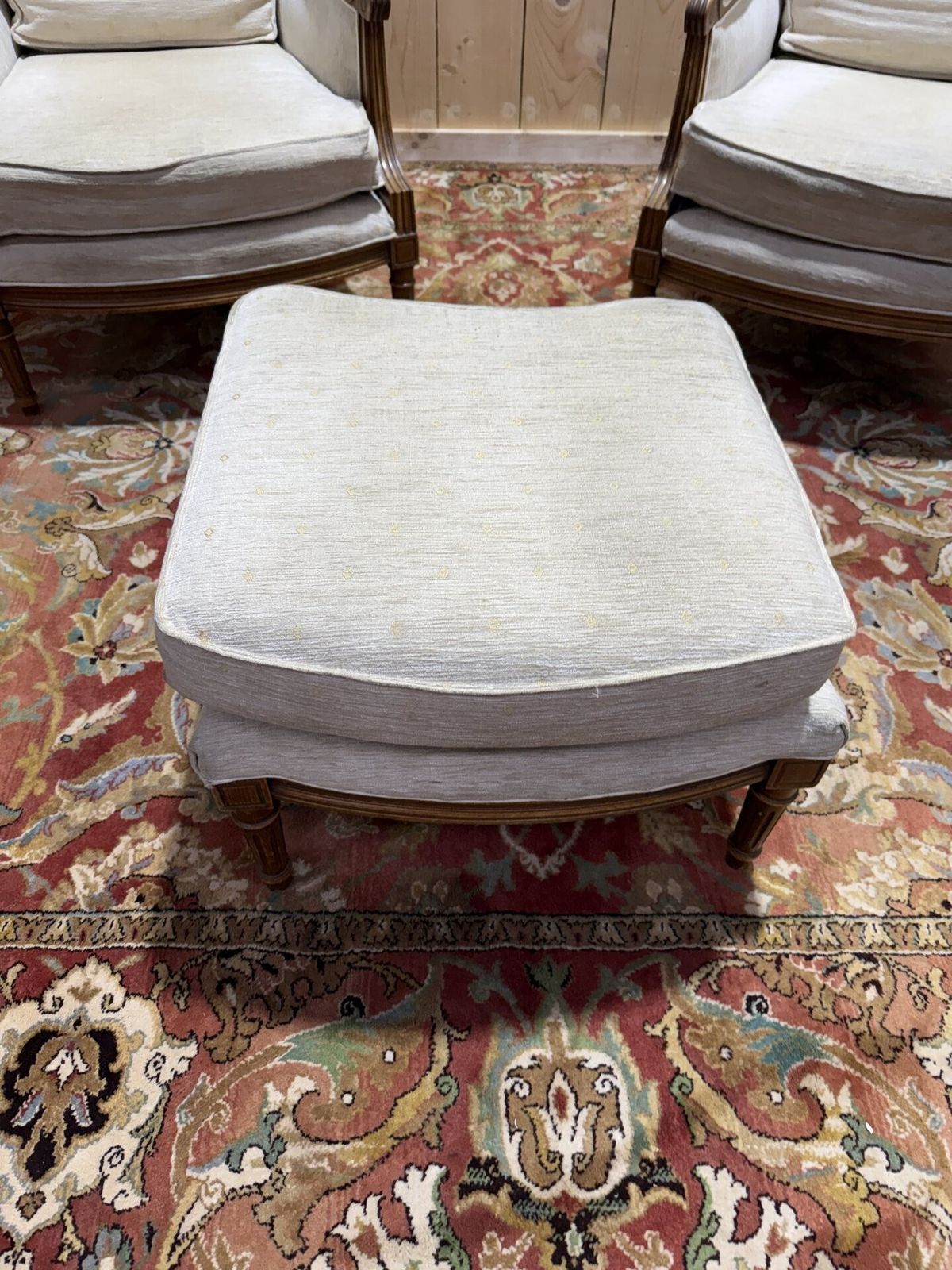 Paire De Fauteuil / Bergères De Style Louis XVI Beige photo Furniture