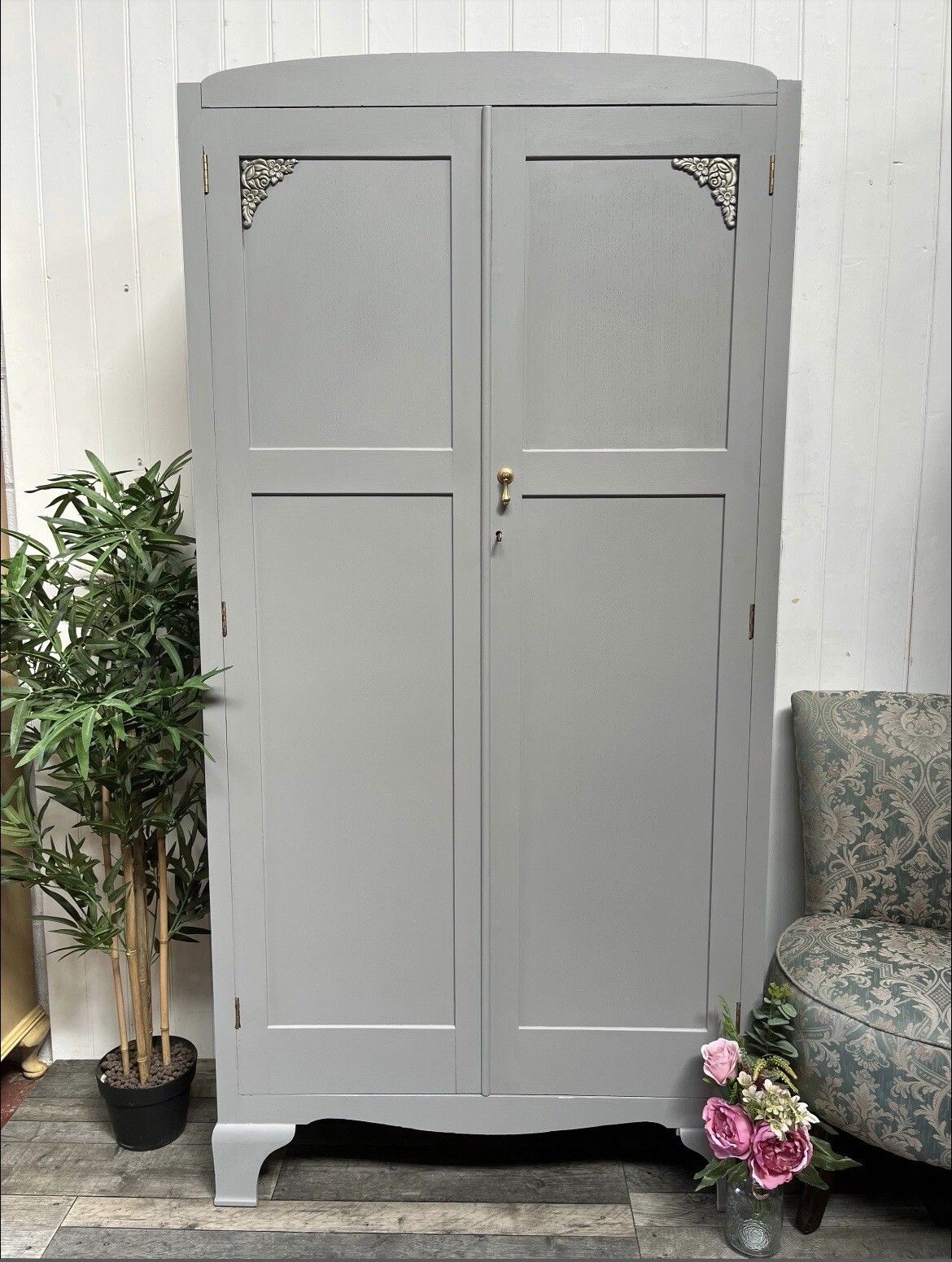 Antique Vintage Carved Double Hallrobe/Wardrobe Ready To Be Upcycled photo buy