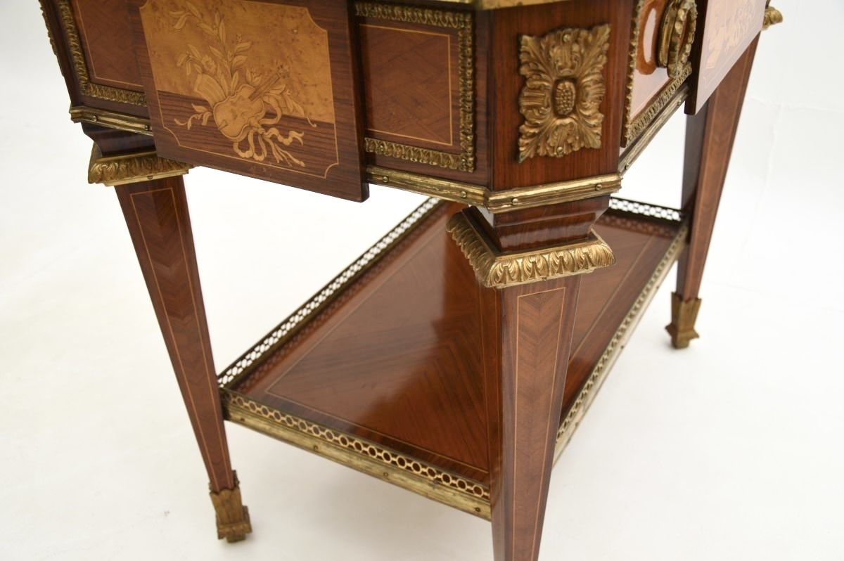 1268.0 Antique French Inlaid Marquetry Occasional Table photo