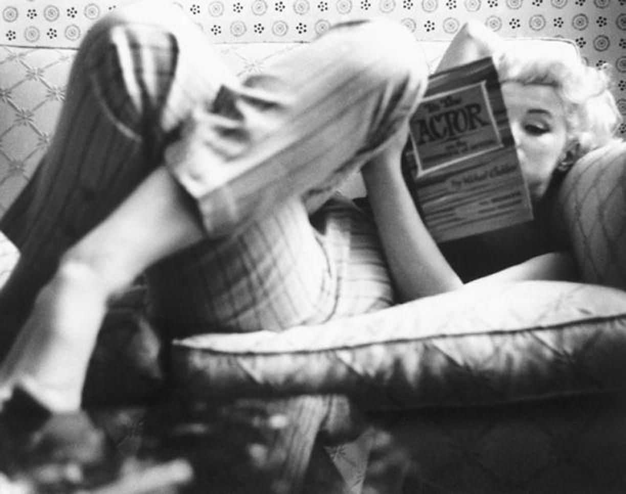 Marilyn Candid Moment   Marilyn Monroe At Ambassador Hotel In New York City