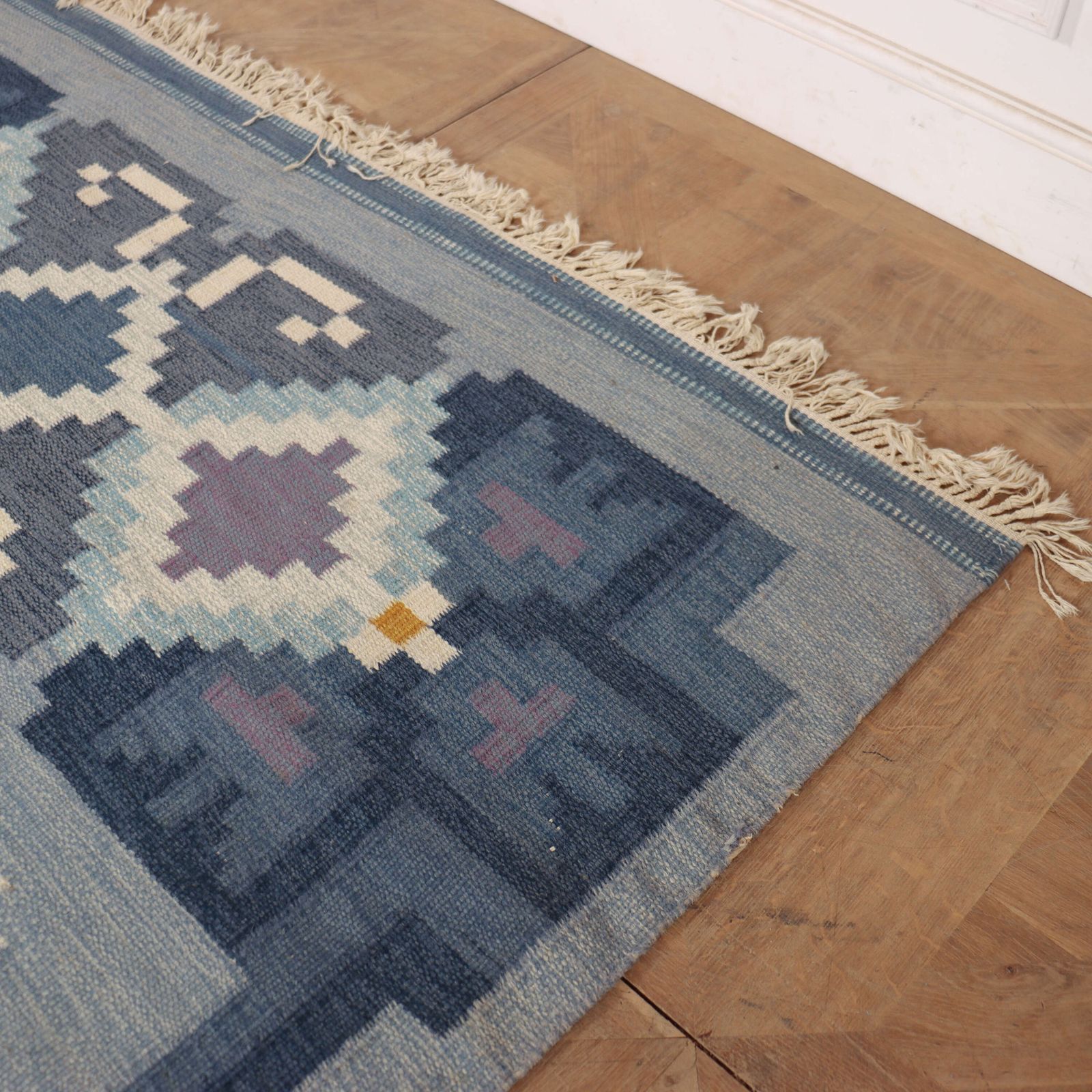1500.0 Swedish Mid Century Handmade Flat Weave Rug photo
