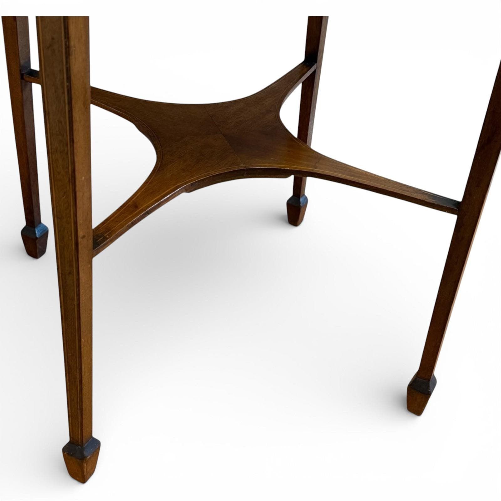 photo furniture Edwardian Inlaid Mahogany Occasional Table With Satinwood Border