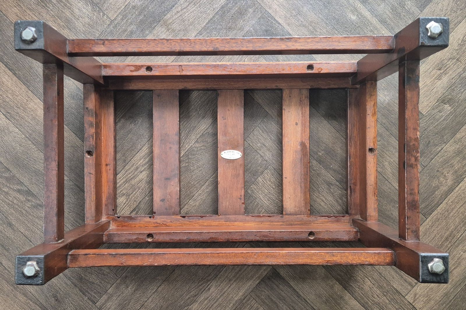Bath Cabinet Makers Queens Hotel Leeds 1937 Oak Luggage Rack photo 310.0