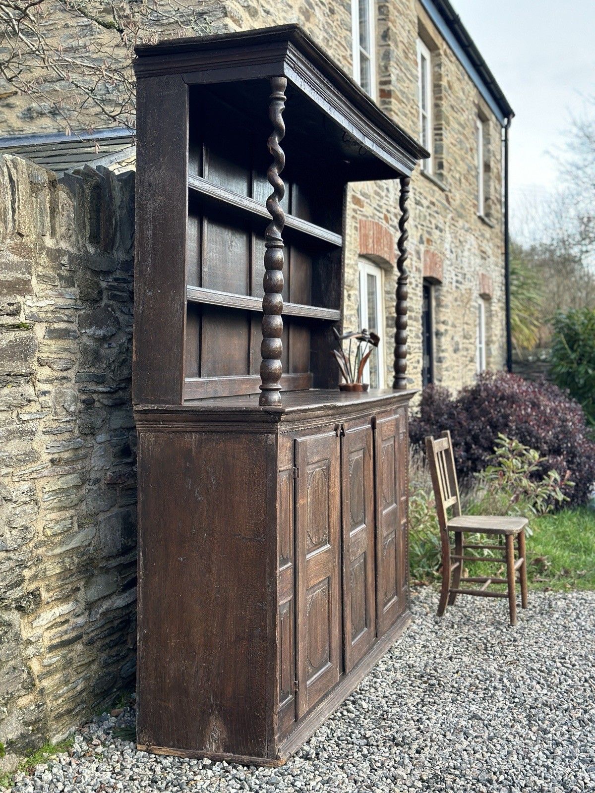 Special Early 17th Century English Oak Dresser With Barley Twist Supports photo buy
