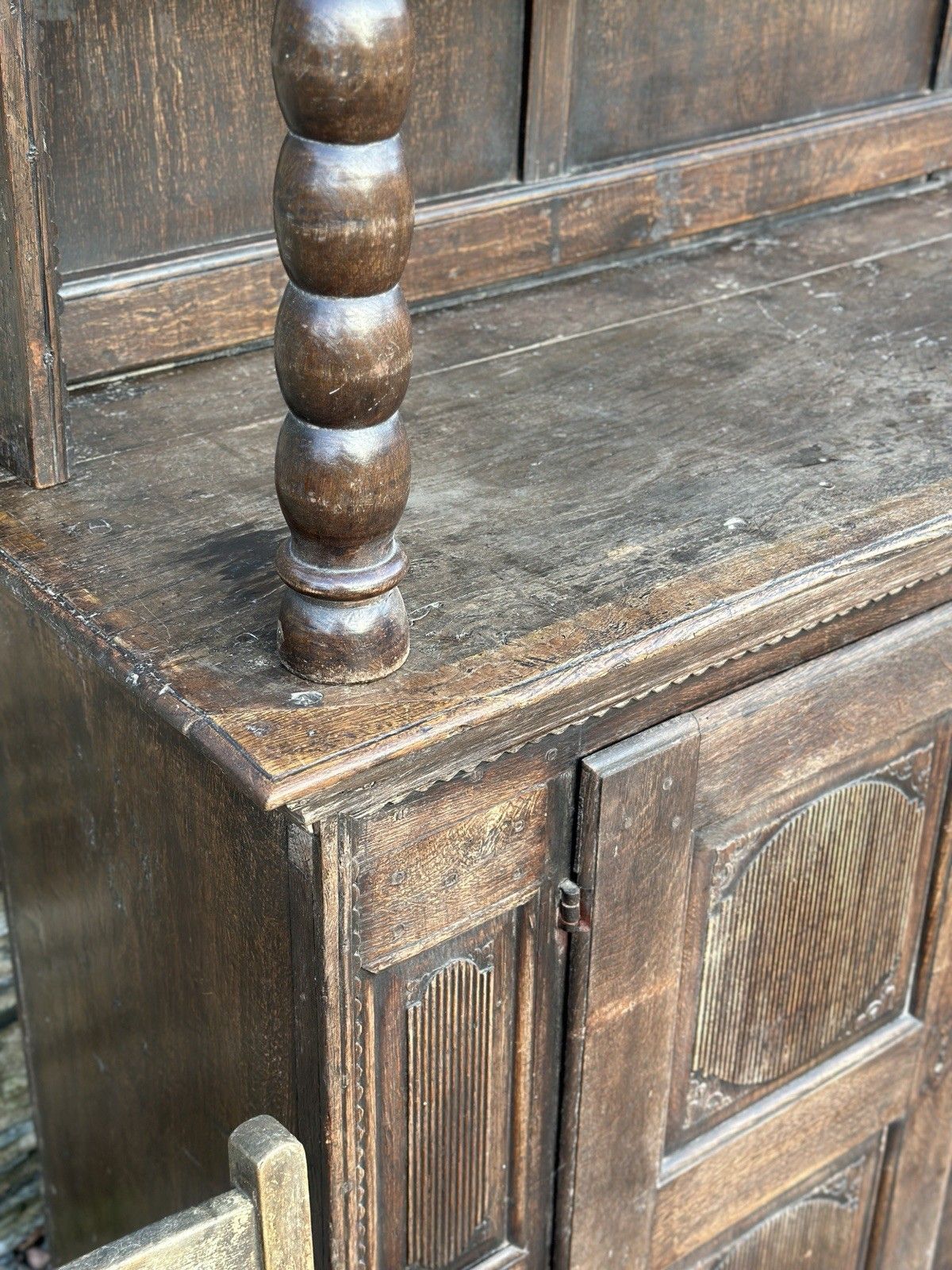 photo buy Special Early 17th Century English Oak Dresser With Barley Twist Supports