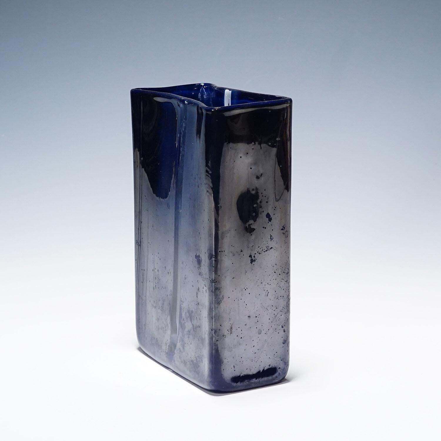 Murano Art Glass Vase Scolpiti By Toni Zuccheri For Venini 1967 photo for sale