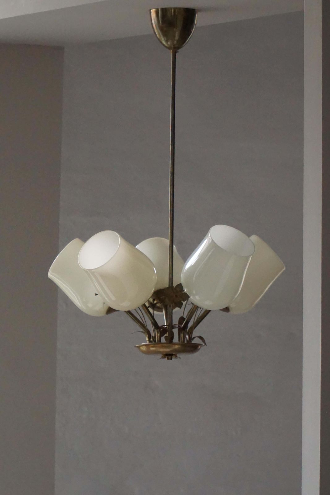 5 Arm Chandelier In Brass & Glass By Paavo Tynell For Idman Oy Finland, 1940s photo vinterior