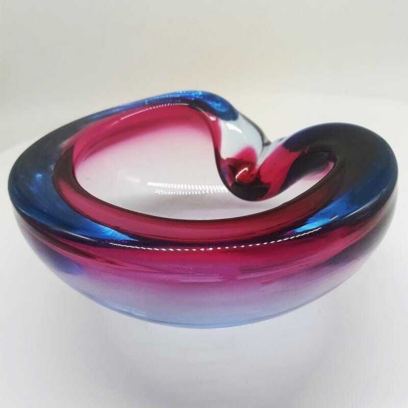 1960s Ashtray Or Catch All In Murano Glass By Flavio Poli For Seguso. 15.5cm. Made In Italy.