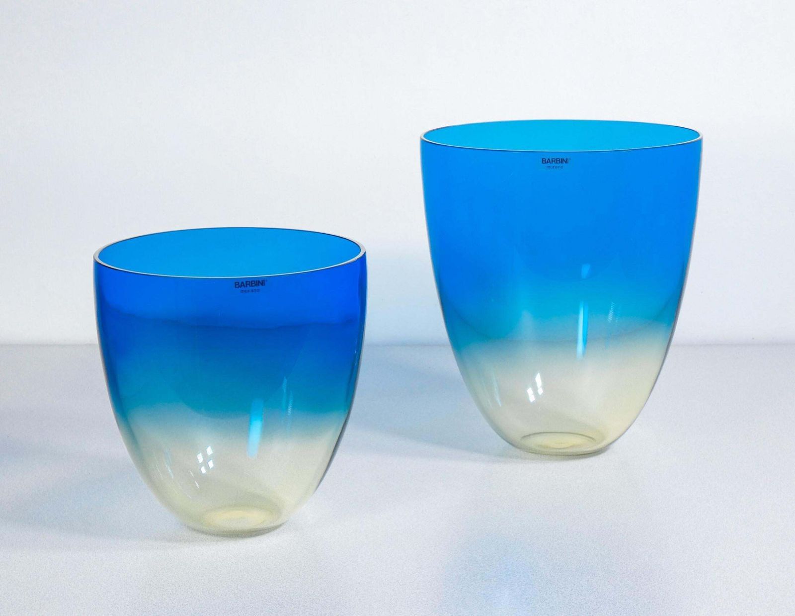 Pair Of Blown Sonorous Glass Vases, Design Alfredo Barbini. Murano, 70s photo furniture