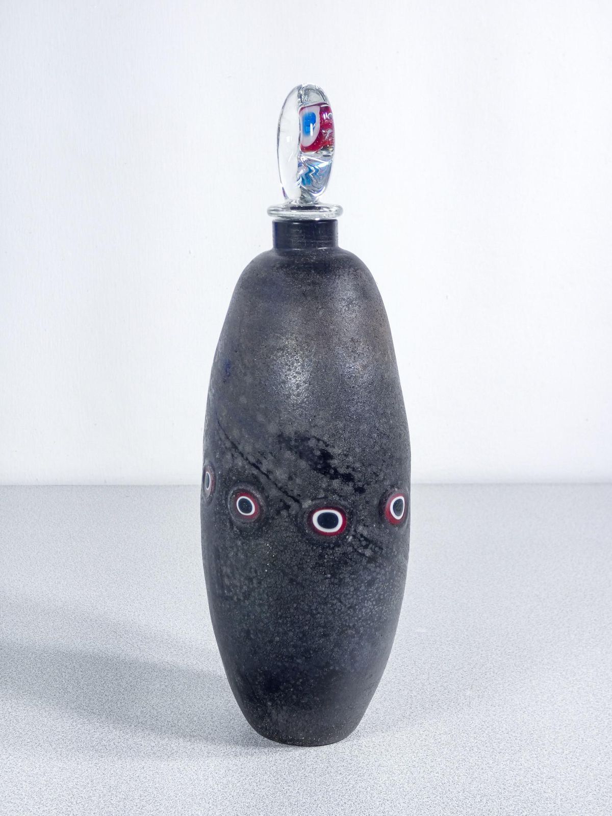 photo vinterior Pair Of Bottles From The Scavo Series, Design Alfredo Barbini. Murano, 70s