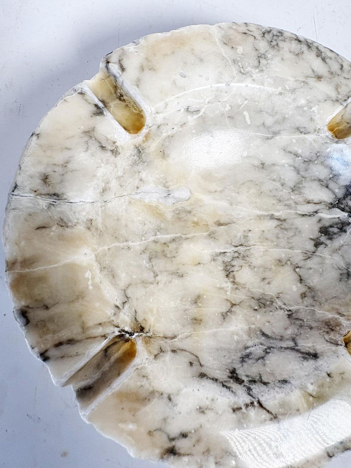 photo furniture White Marble Ashtray, France, 1970