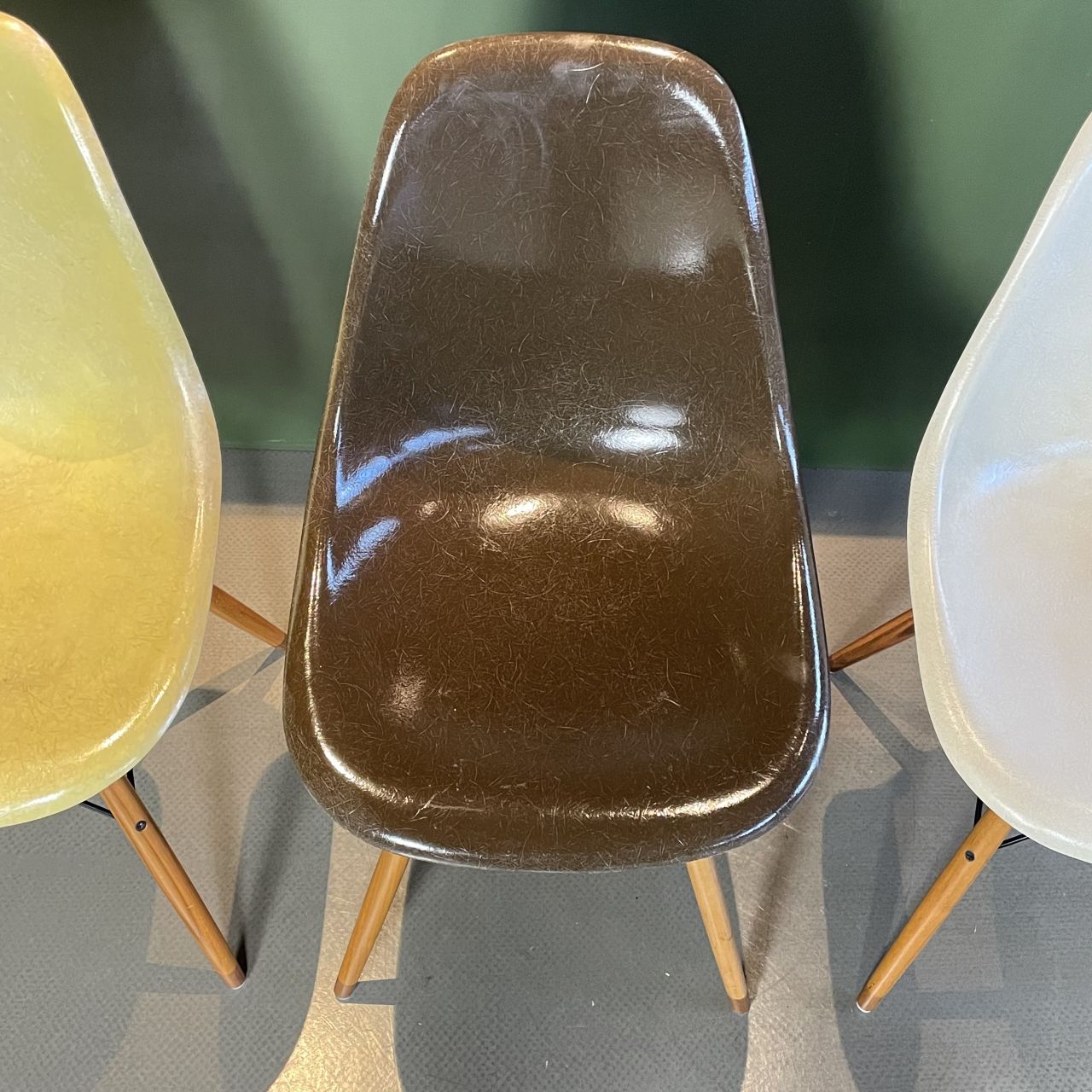Eames Herman Miller Dsw Side Chairs In Parchment, Seal Brown, Lemon Yellow And Elephant Grey With Slight Imperfections photo vintage