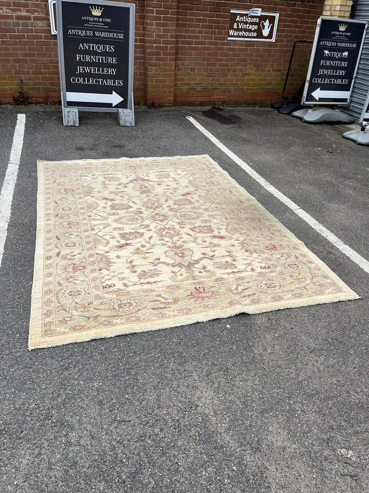 Textiles Large Country House Carpet/ Rug, Superb Quality. Floral Pattern. 264 X 188 Cms photo