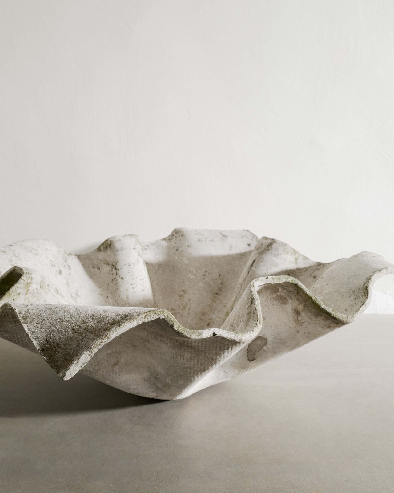 Large Swiss Mid Century Handkerchief Concrete Planter By Willy Guhl For Eternite Ag, 1950s photo for sale