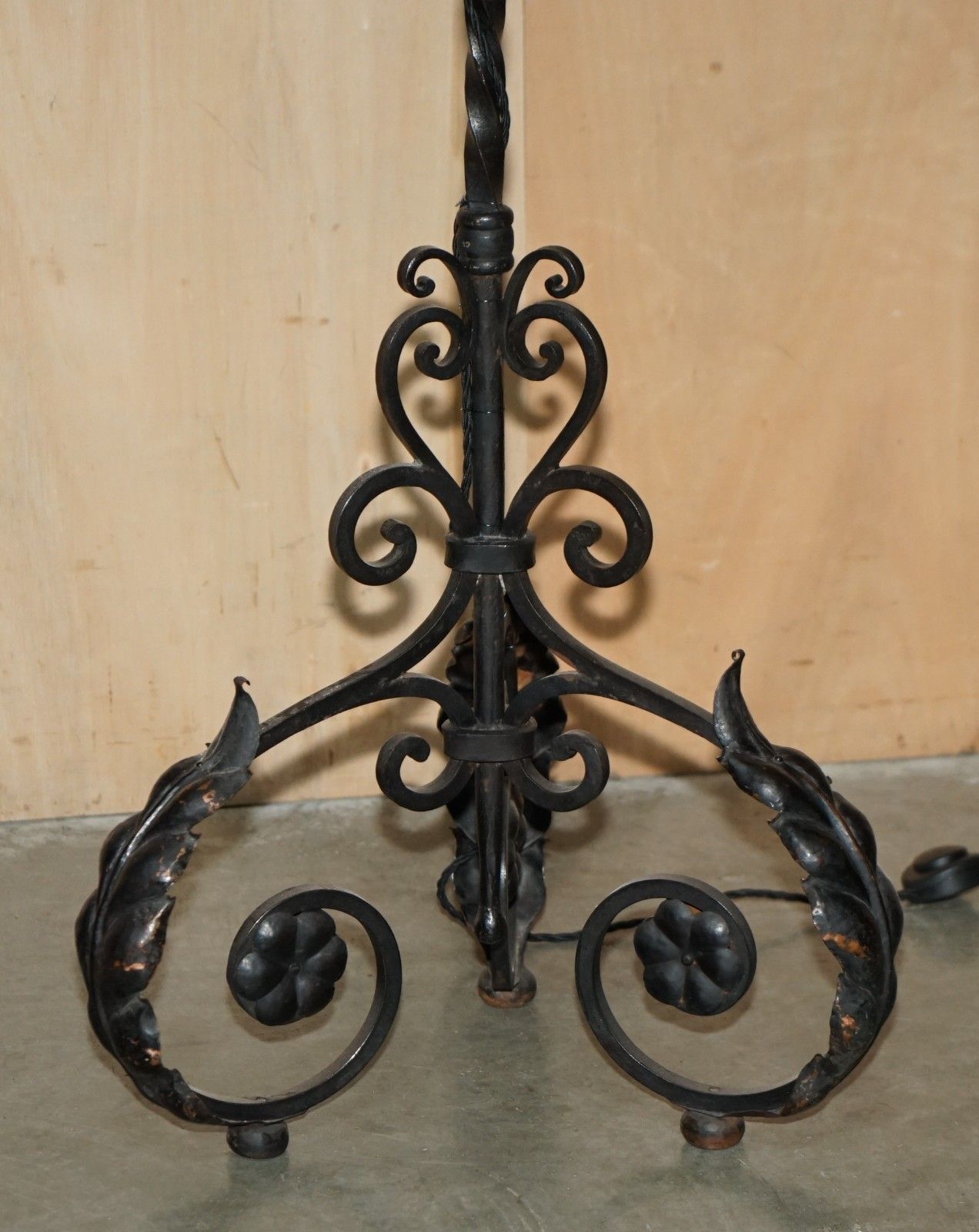 photo for sale Antique Circa 1930's Italian Murano Glass & Iron Seguso Caged Pendant Floor Lamp