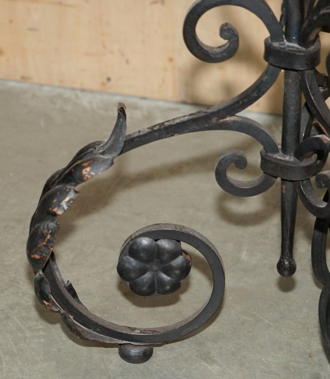 photo vinterior Antique Circa 1930's Italian Murano Glass & Iron Seguso Caged Pendant Floor Lamp
