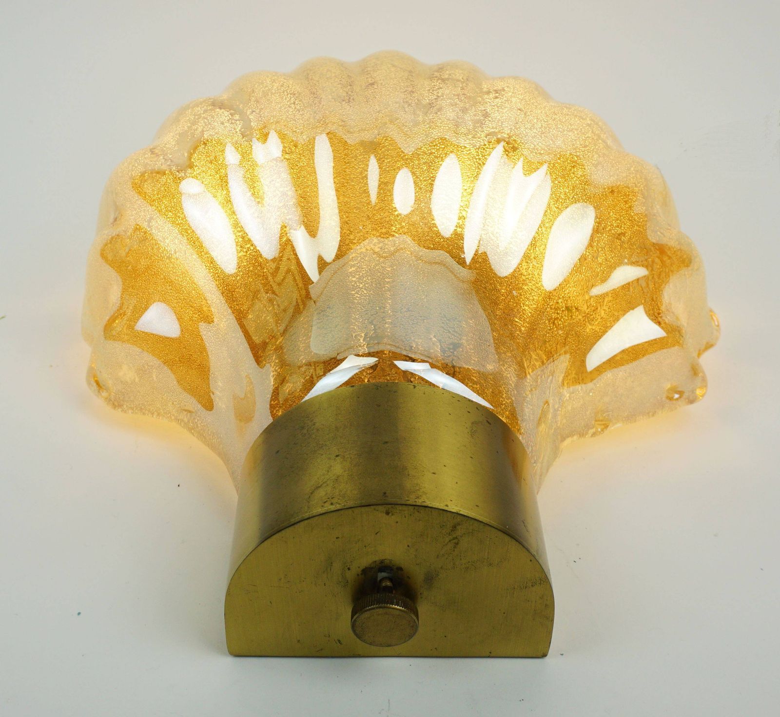 No. 1 Of 2 Mid Century Modern Sconce Wall Lamp Lustrous Glass Shell Brass photo vintage
