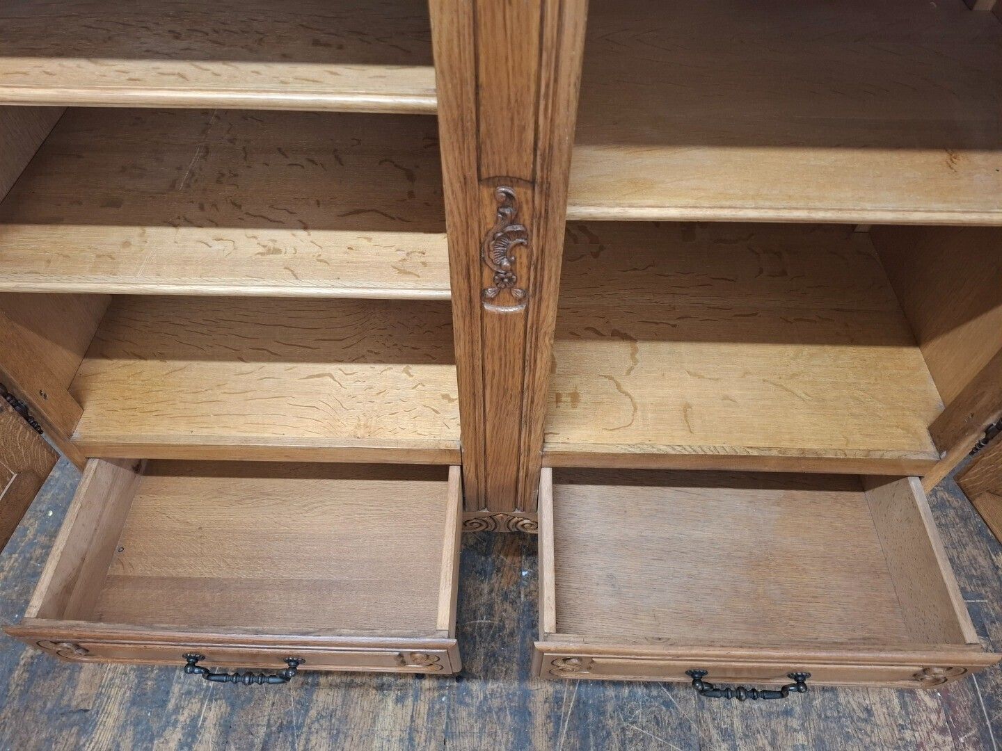 Vintage French Louis XV Style Oak Carved Linen Cupboard photo for sale