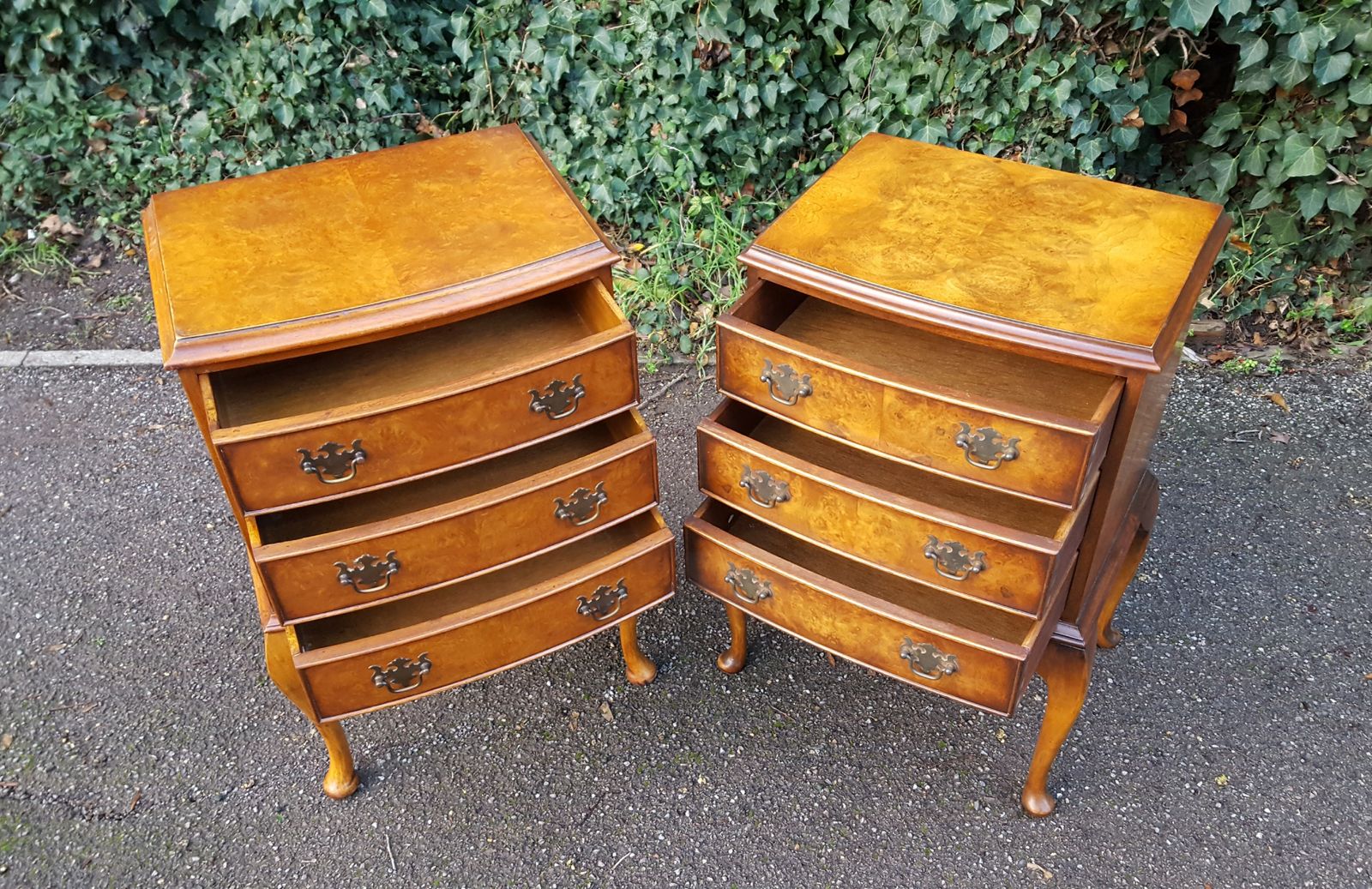 Near Pair Of Burr Walnut Bedside Chests photo 475.0