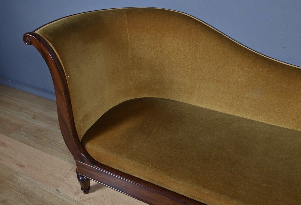 Mahogany Chaise Longue, Restoration Period – Early 19th Century photo buy