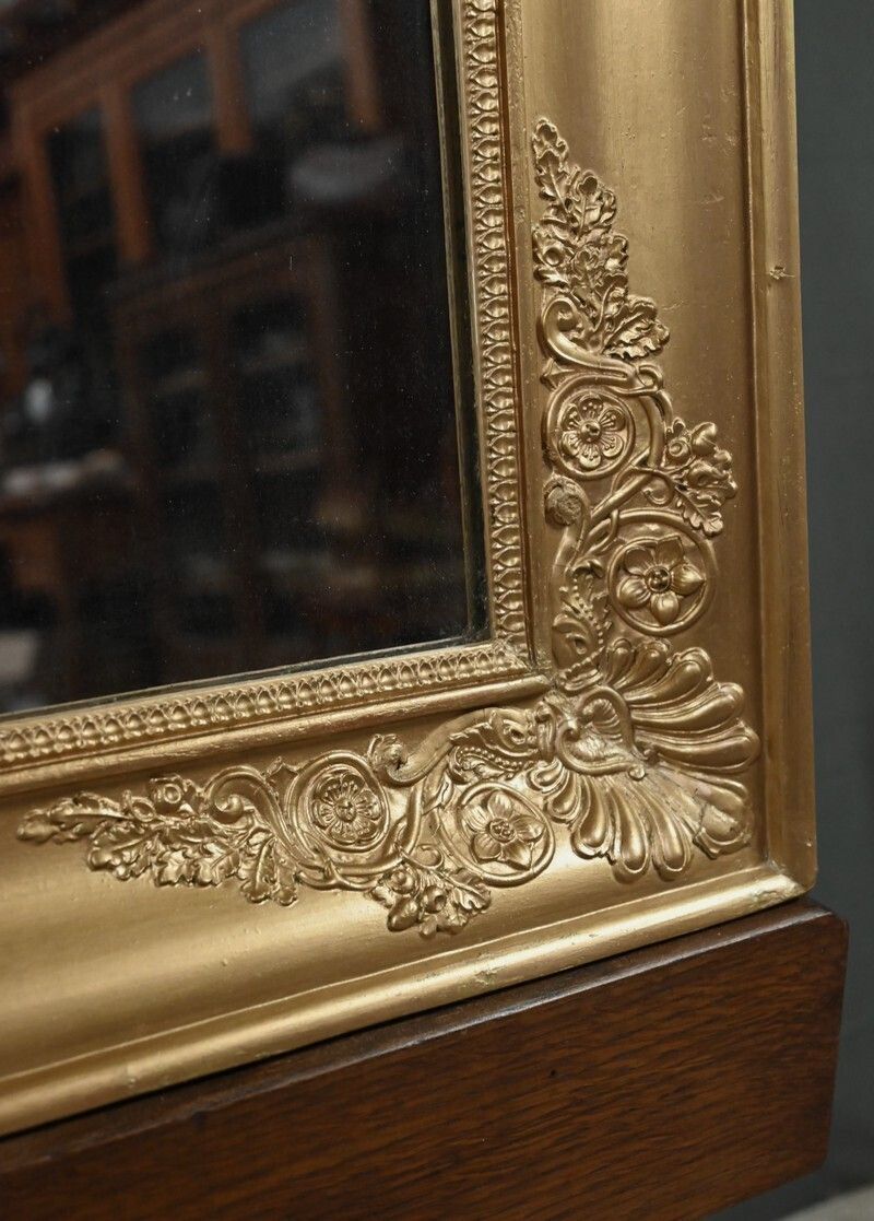 Important Giltwood Mirror, Restoration Style – Mid 19th Century photo buy