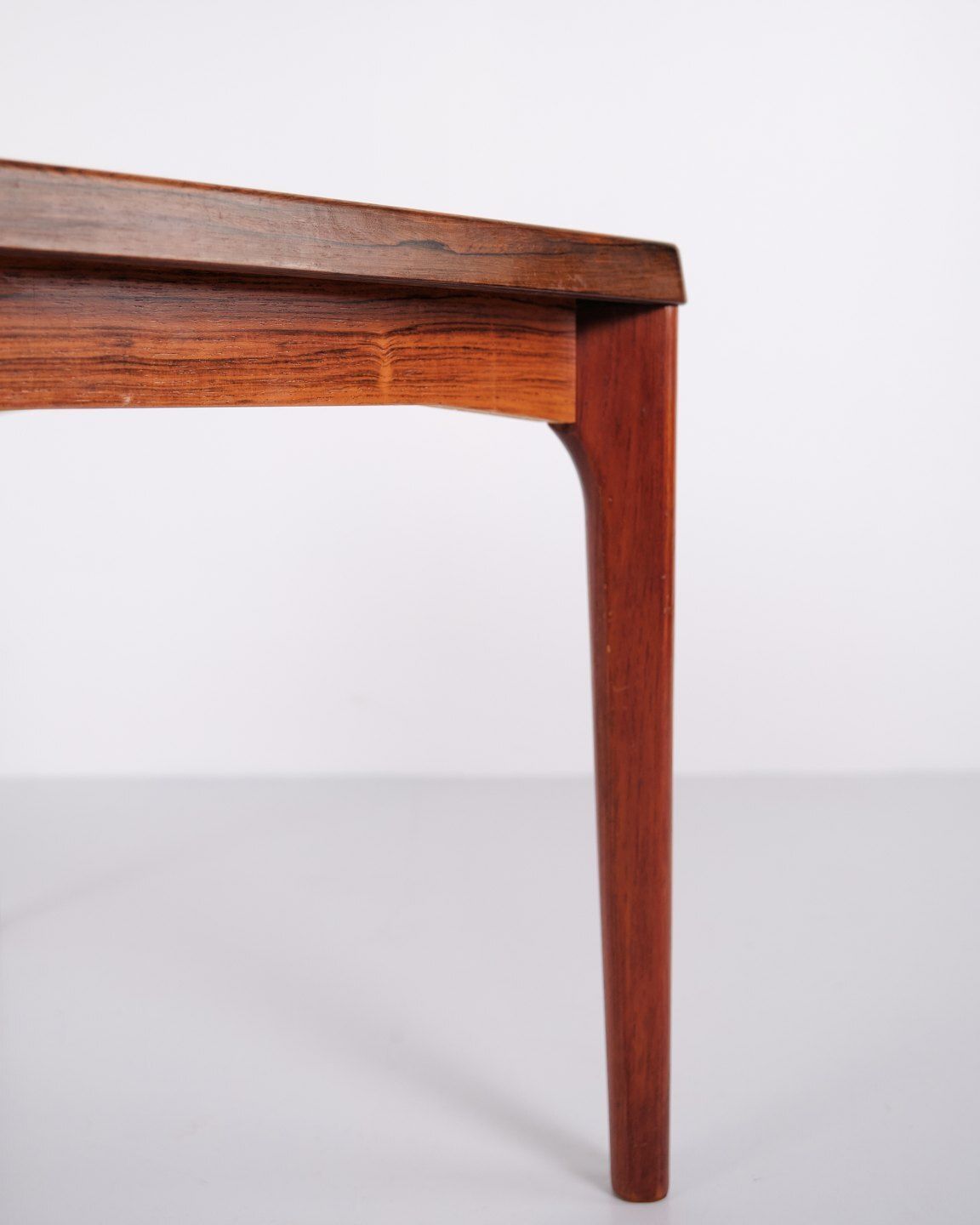 Sofa/Side Table   Rosewood   Henry Kjærnulf   Vejle Furniture Factory   1960s photo vintage