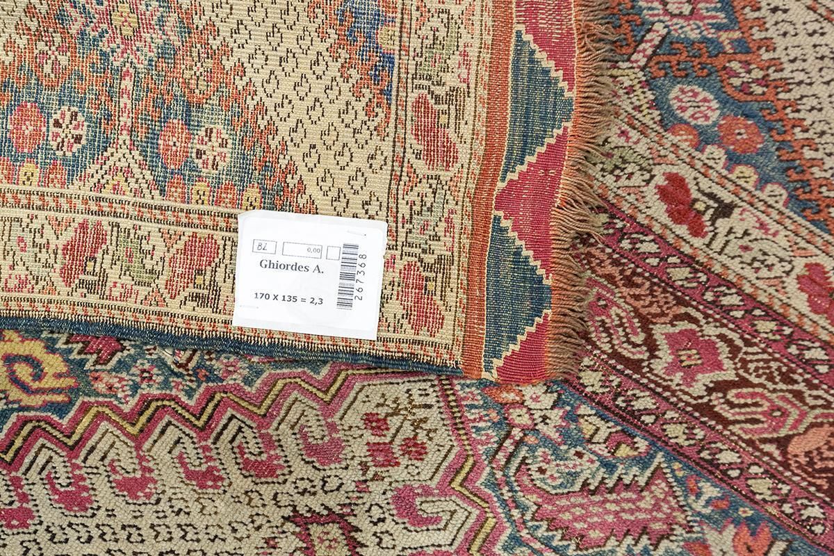 photo buy Kiz Ghiordes Rug, 18th Century And Earlier