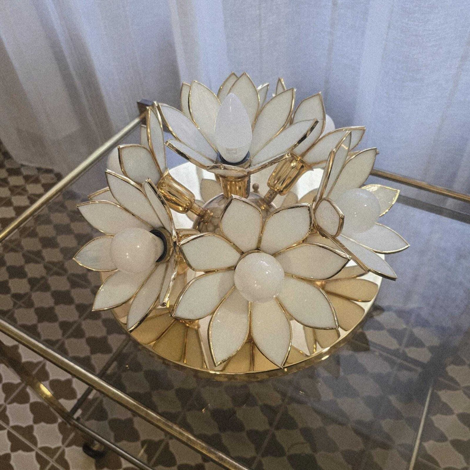 photo vinterior Vintage Hollywood Regency Ceiling Light With White Glass Petals, Gold Brass Frame