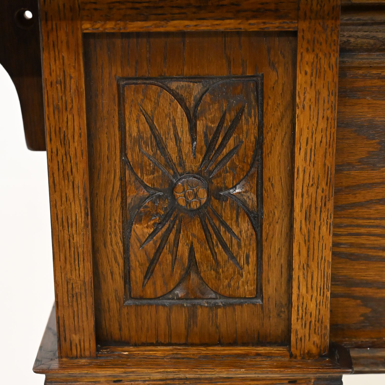 427.0 Old Charm Fire Surround Mantle Piece Solid Oak Finish Model 2294 Free Delivery* photo