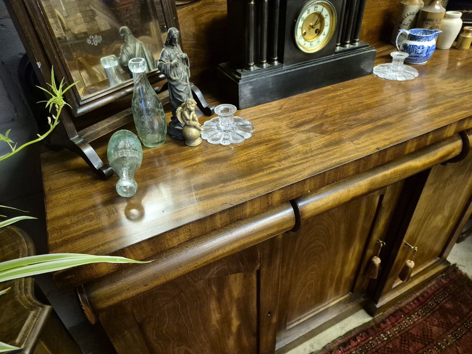 A Wonderful Boho Early Victorian Flame Mahogany Chiffonier Buffet Sideboard photo vinterior