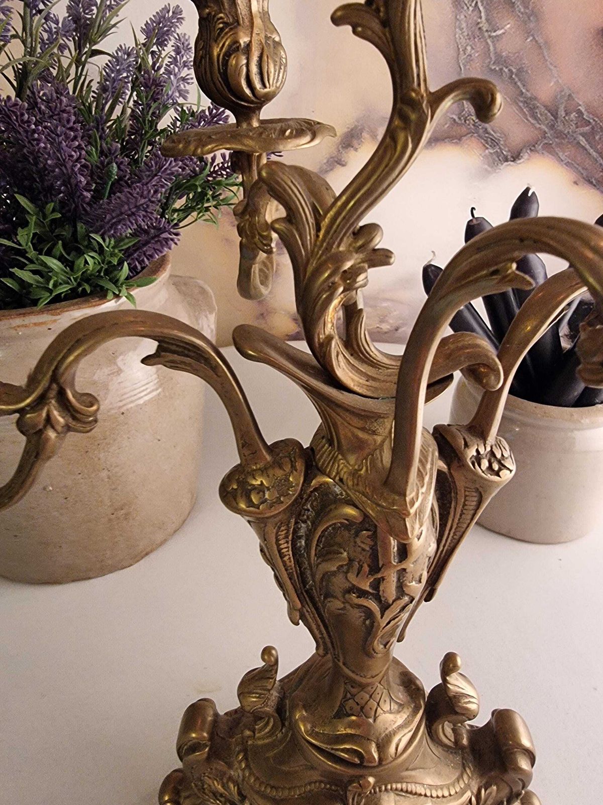 photo for sale Antieke Franse Bronzen Kandelaar, Vierarmige Bronzen Kandelaar, Franse Kaarsenhouder, Chateau Chic