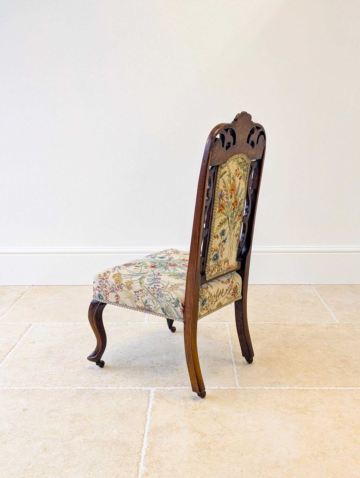 465.0 Antique Victorian Walnut Upholstered Side Chair C.1880 photo
