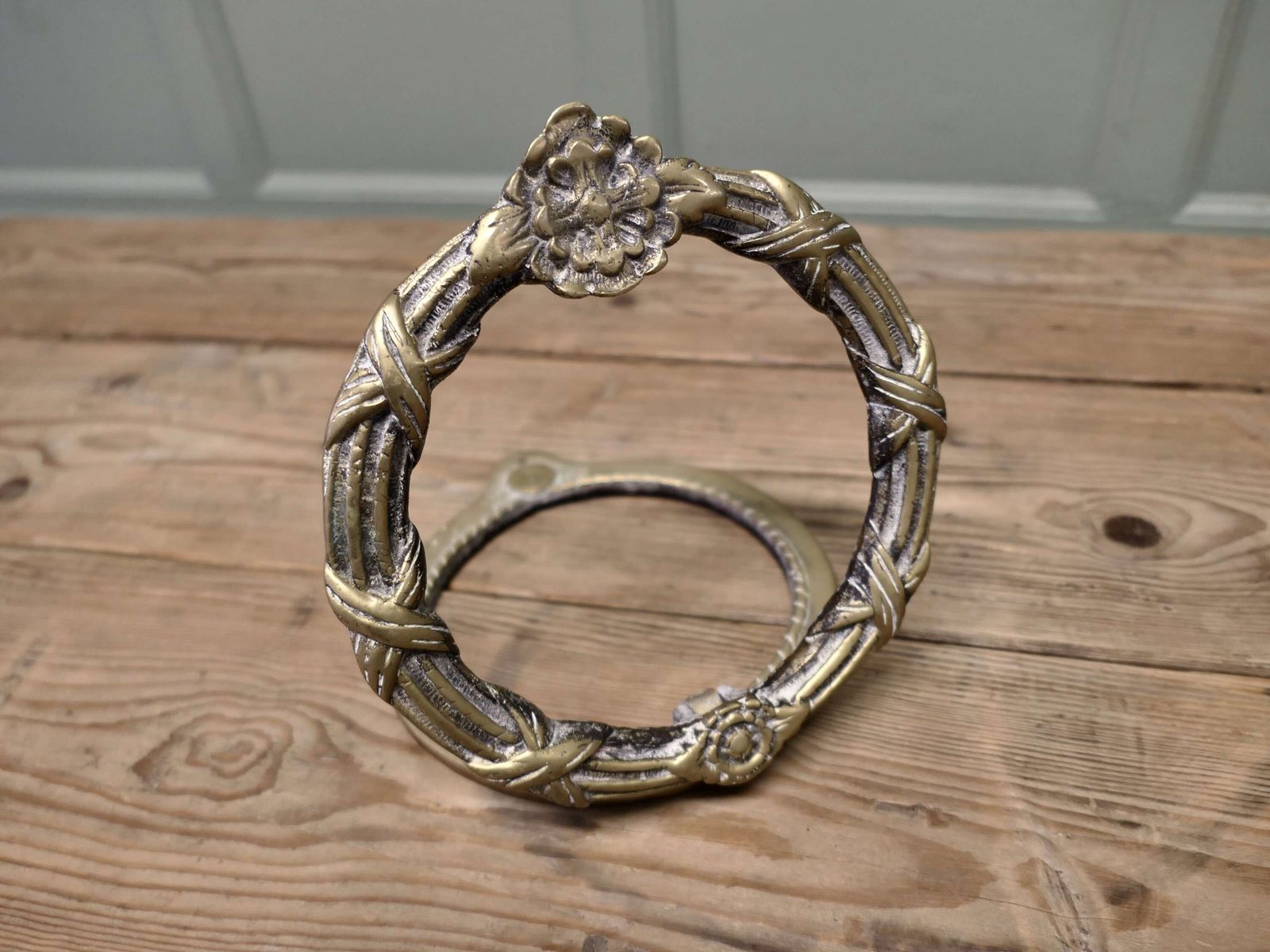 Large Heavy .Brass Ring Door Knocker photo vinterior